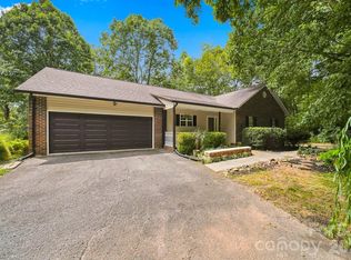 220 5th St NE, Conover, NC 28613
