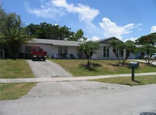 26200 SW 122nd Ct, Homestead, FL 33032