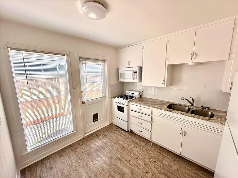 3410 West Ave #B — Photo 7