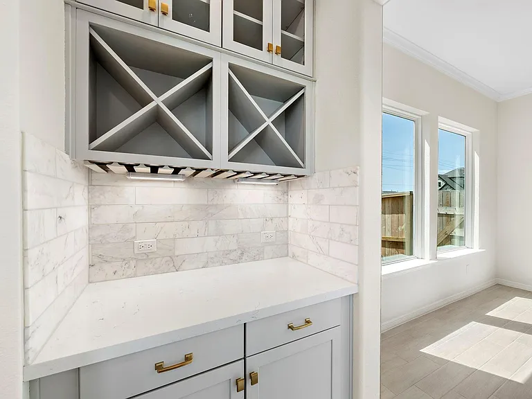 9806 Oakwood Trl — Photo 10