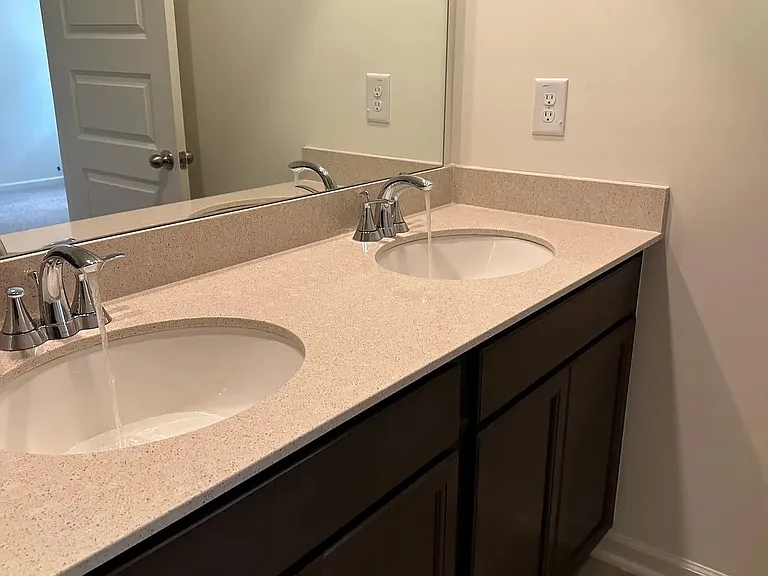 169 Parker Ln — Photo 13