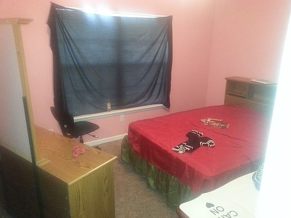 3rd image of 4 Regent Ln #A