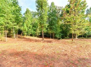 37 Forest Cir, Jefferson, GA 30549