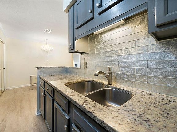 5th image of 24312 Plantation Dr NE #312