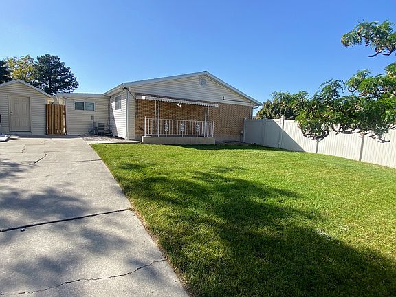 2nd image of 3617 W Thunderbird Way #B