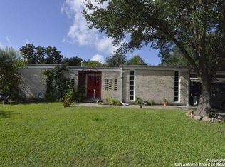 226 Meadow Path Dr, San Antonio, TX 78227