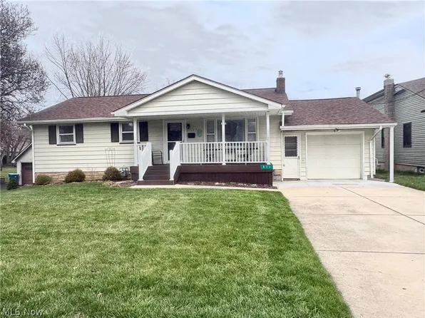 511 Edison St, Struthers, OH 44471
