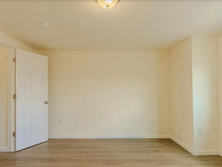 822 N 5th St — Photo 5