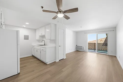 Westgate Apartments Photo 1