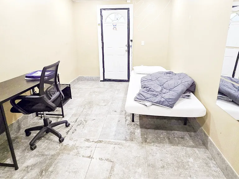 277 Halsey St #1D — Photo 11