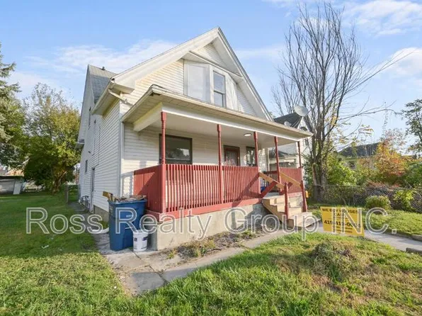 924 Pinewood Ave, Toledo, OH 43607