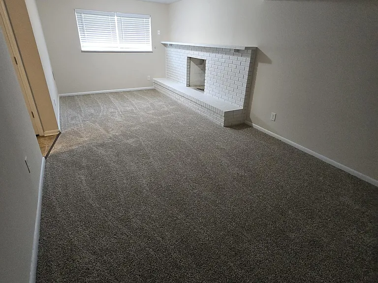 1548 Fieldview Cir — Photo 9