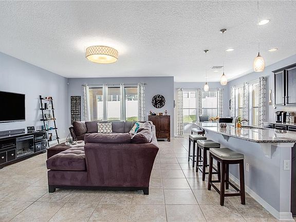 4th image of 1065 Thunderhead Ln