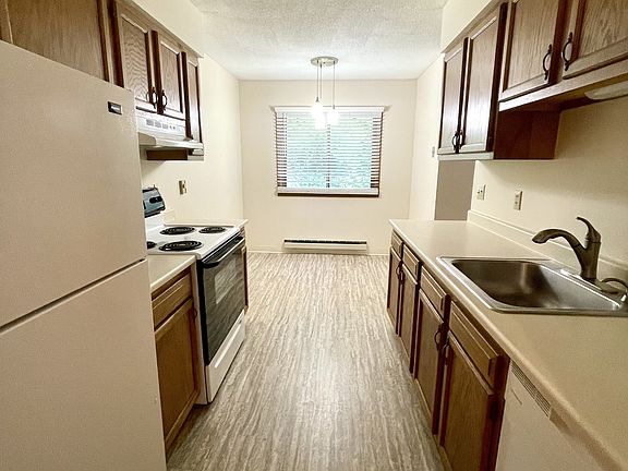 3rd image of 847 Lime Hollow Rd #11194974