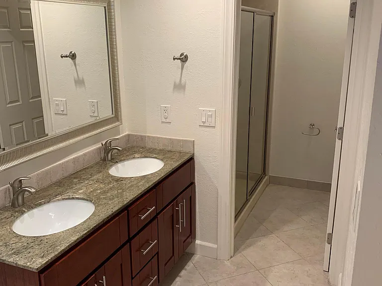 1830 Lakeshore Ave #103 — Photo 19
