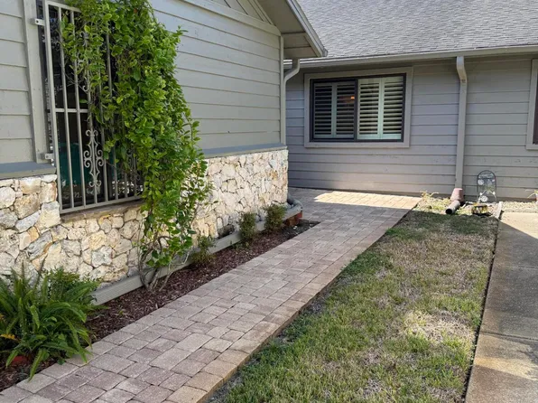 187 Deer Lake Cir, Ormond Beach, FL 32174