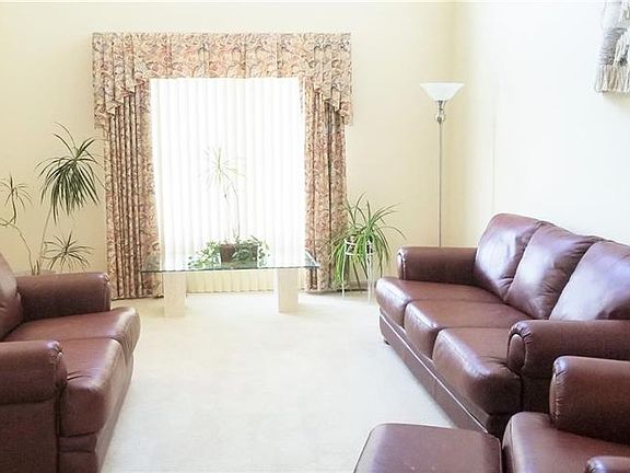 2nd image of 257 Bishop Dr