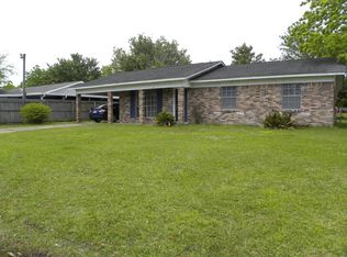 2711 E Angela Cir, Gulfport, MS 39503