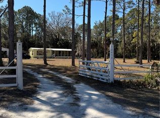 10450 SW 60th St, Cedar Key, FL 32625