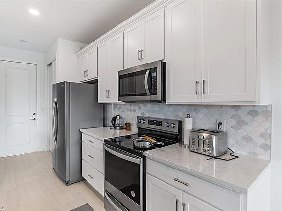 5th image of 4385 Sonoma Oaks Cir #4385