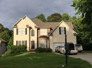 6426 Deep Valley Ct, Flowery Branch, GA 30542