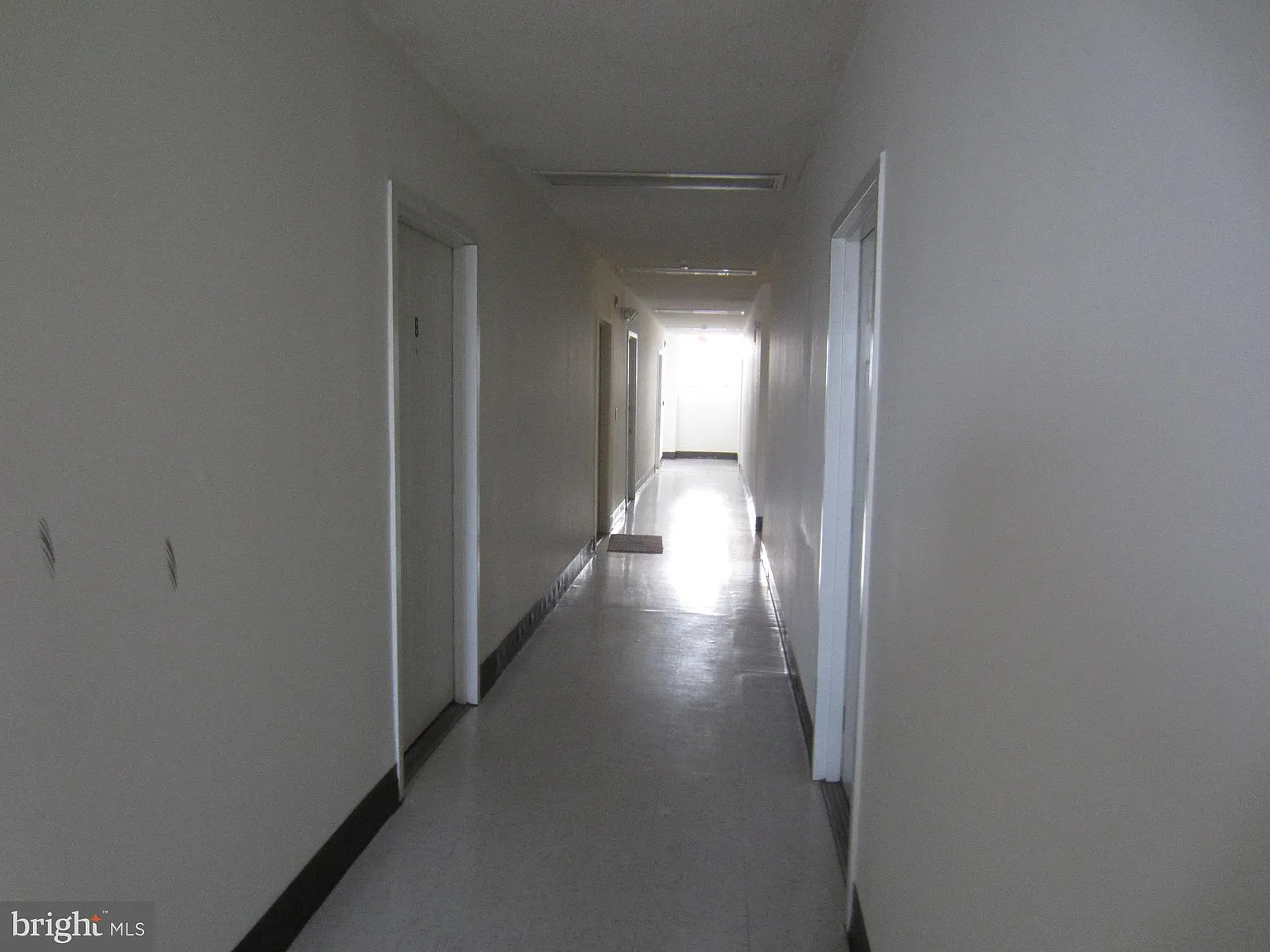 1 bed, 1.0 bath, 450 sqft, $850 — Photo 4