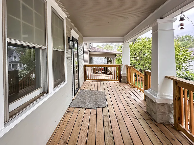 2122 Bancroft St — Photo 16
