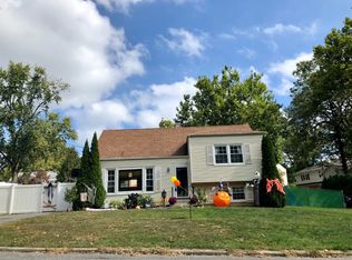 71 Boxwood Rd, Yonkers, NY 10710