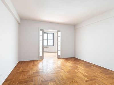 135 E 54th St APT 5C, New York, NY, 10022