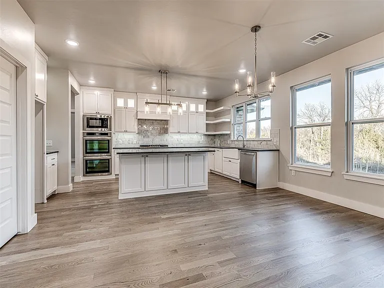 4308 Luke Ln — Photo 14