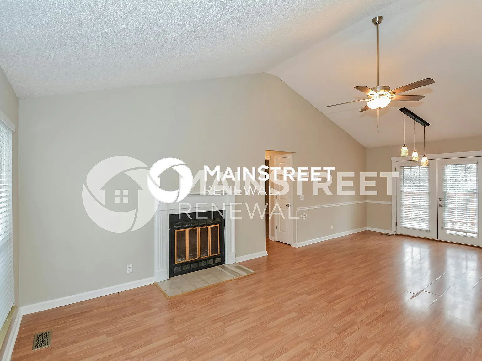 113 Aintree Ct — Photo 4