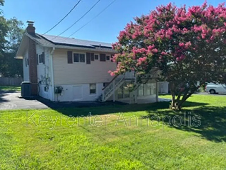 1185 Bayview Vis — Photo 3