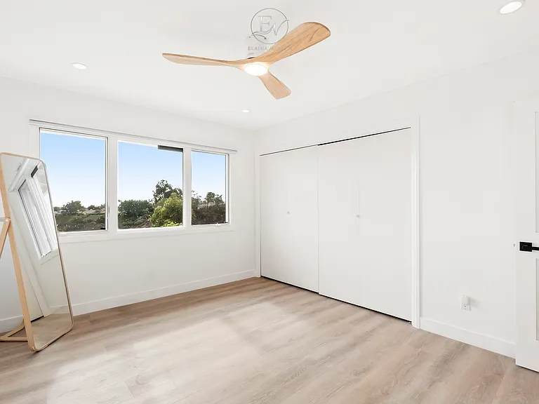 8536 Cliffridge Ave — Photo 27
