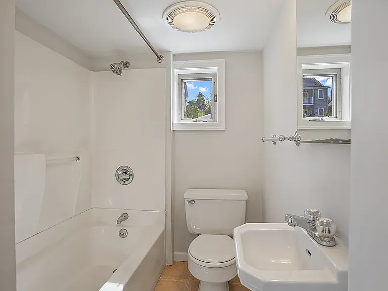 129 N Water St #A — Photo 15