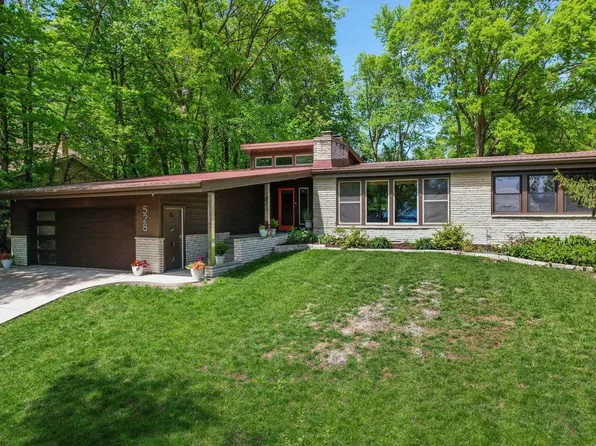 528 Woodward Dr, Madison, WI 53704