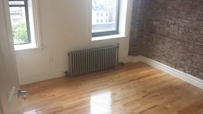 Rented by New York Residence | media 34