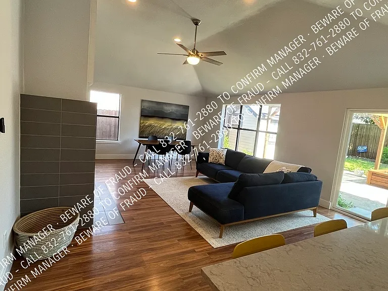645 Thompson Dr — Photo 14