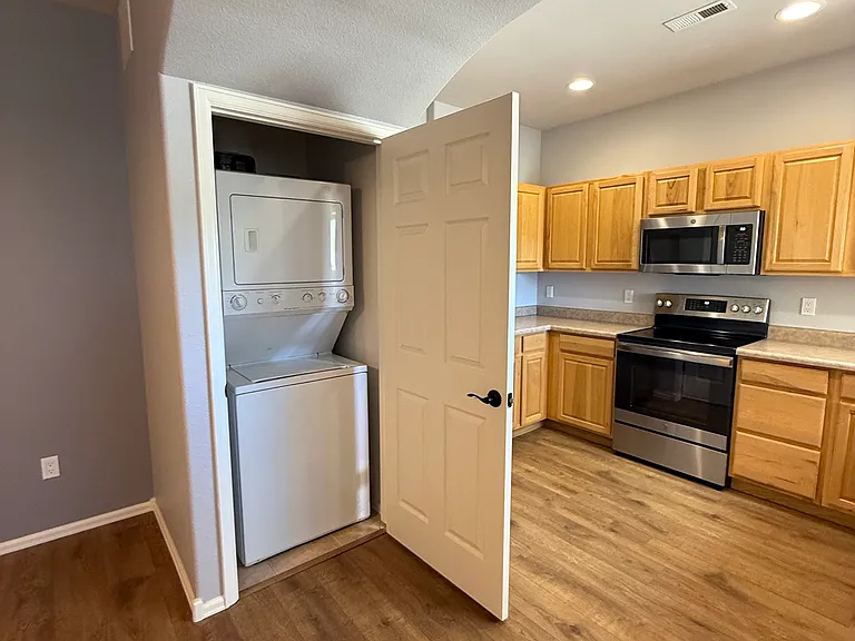 2491 Fountain Greens Pl #B-7 — Photo 13