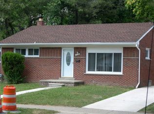 29510 Avondale St, Inkster, MI 48141