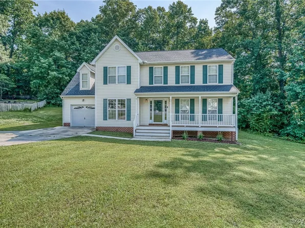 3006 Ramsey Dr, Chester, VA 23831
