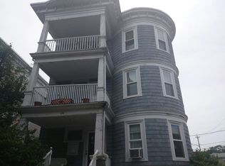 26 Hinckley St, Dorchester, MA 02125