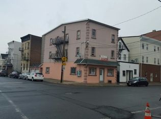 216 3rd St APT 1, Elizabeth, NJ 07206