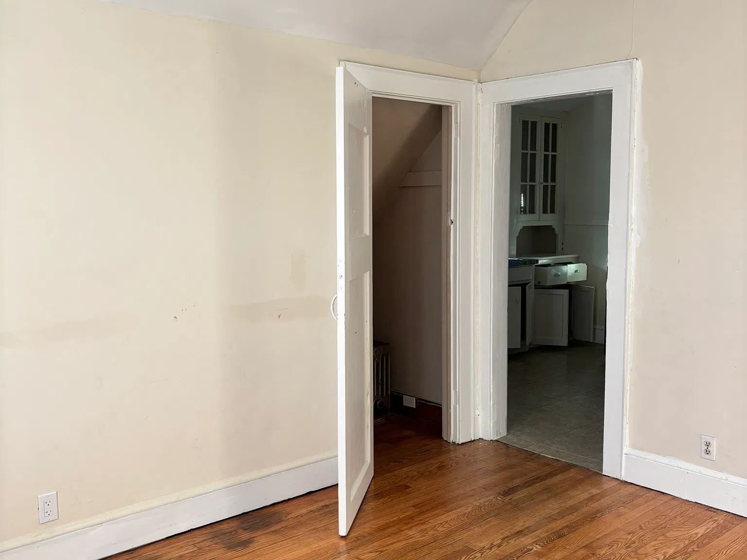 2 bed, 912 sqft, $1,700 — Photo 4