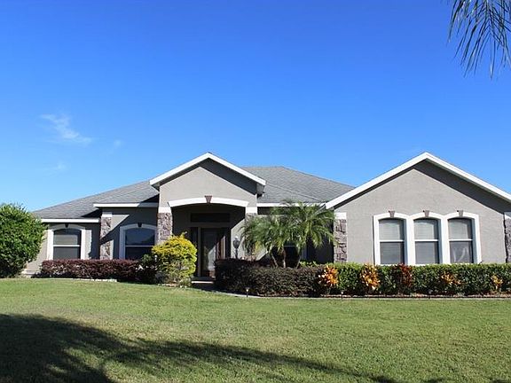3rd image of 6239 Oak Shore Dr