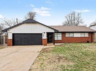 5709 NW 62nd St, Warr Acres, OK 73122