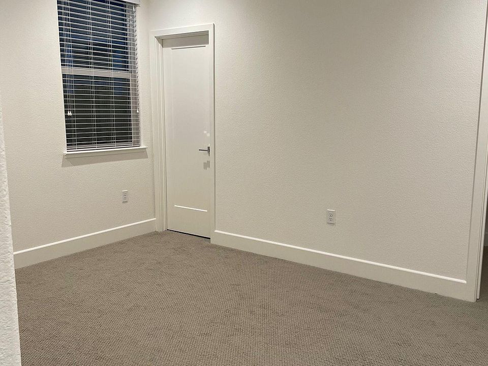 2547 Mulholland Dr, Lathrop, CA 95330 Zillow