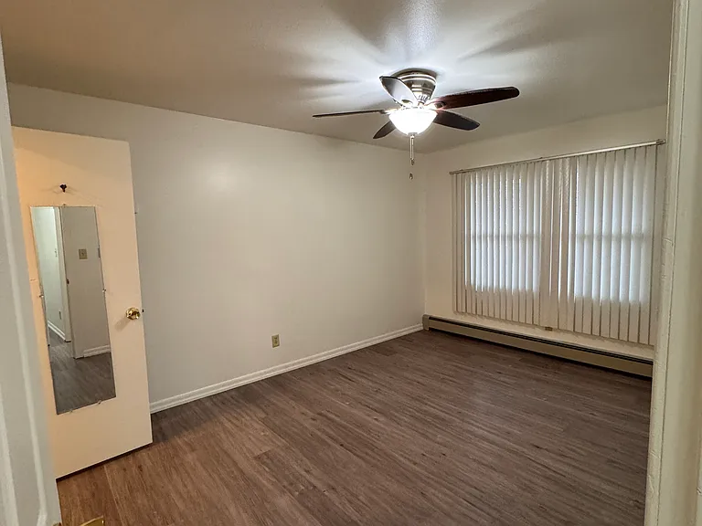 420 Telegraph St #8 — Photo 5