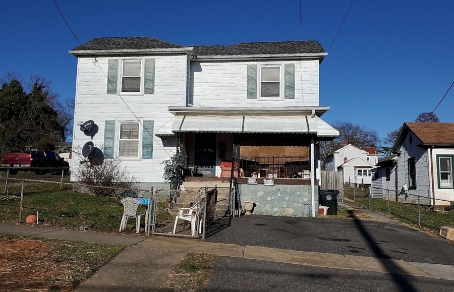 1st image of 414 Wadsworth St