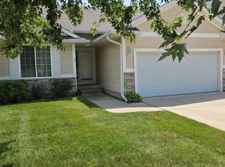 6117 NW 49th St, Johnston, IA 50131