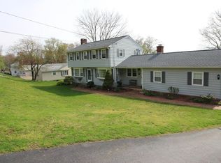 19 Heritage Rd, East Lyme, CT 06333